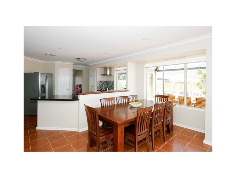 17 Prairie Dunes Place, Connolly WA 6027