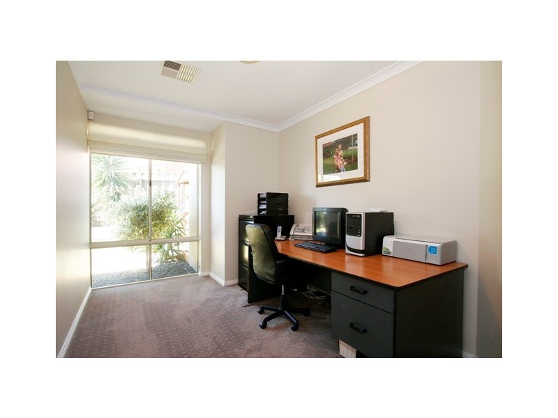 17 Prairie Dunes Place, Connolly WA 6027