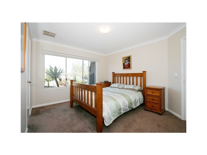 17 Prairie Dunes Place, Connolly WA 6027