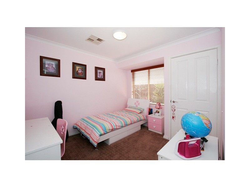 17 Prairie Dunes Place, Connolly WA 6027