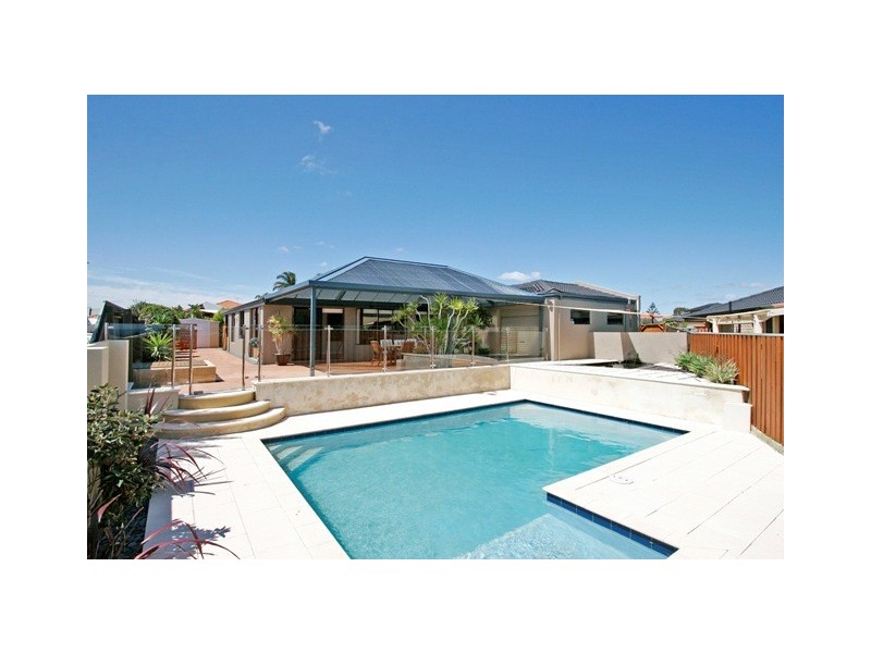 17 Prairie Dunes Place, Connolly WA 6027