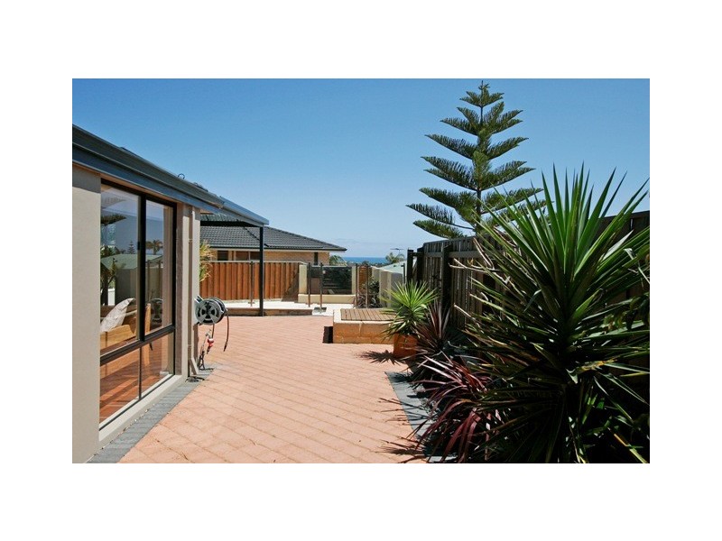 17 Prairie Dunes Place, Connolly WA 6027