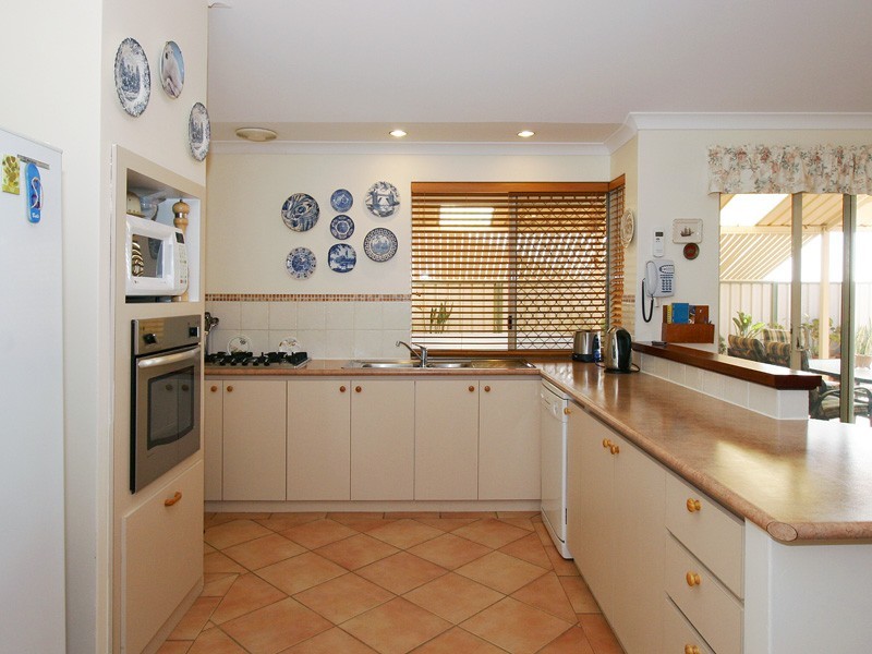 3 Swindon Lane, Currambine WA 6028
