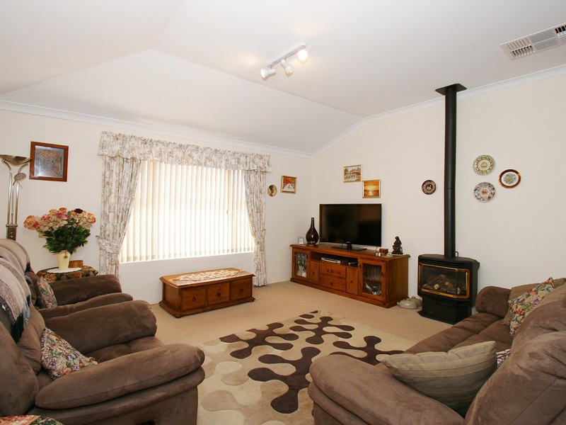 3 Swindon Lane, Currambine WA 6028