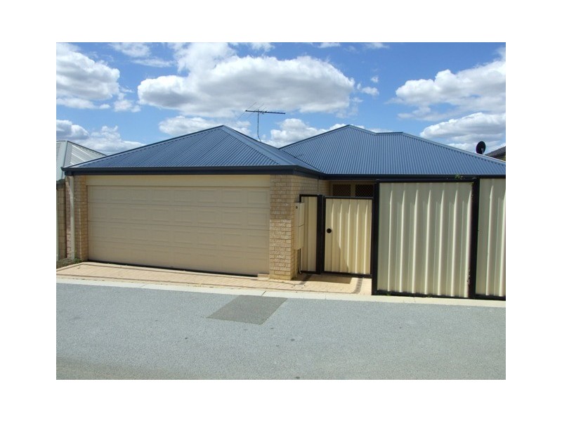 9 Kirra Lane, Clarkson WA 6030