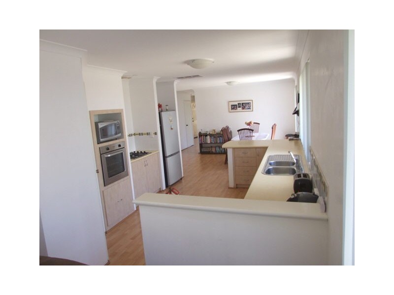 9 Kirra Lane, Clarkson WA 6030