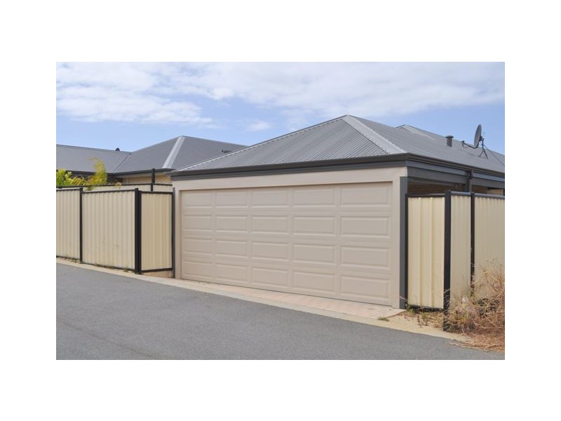 12 Myall Fairway, Clarkson WA 6030