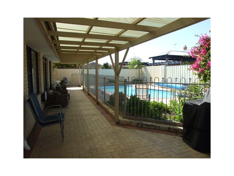30 Tallinn Loop, Mindarie WA 6030
