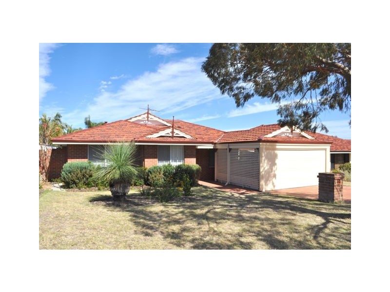 28 Houghton Drive, Carramar WA 6031