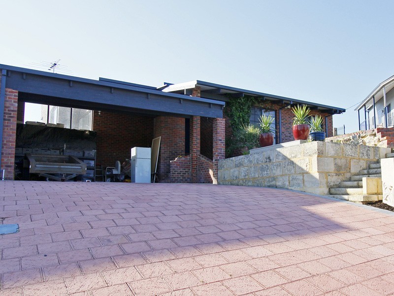 15  Ilbery Street, Quinns Rocks WA 6030