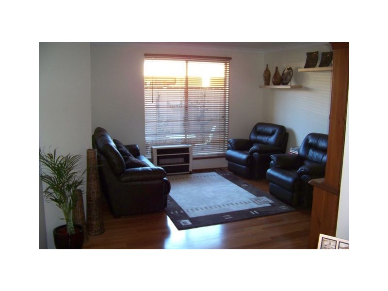 5 St Helena Way, Iluka WA 6028