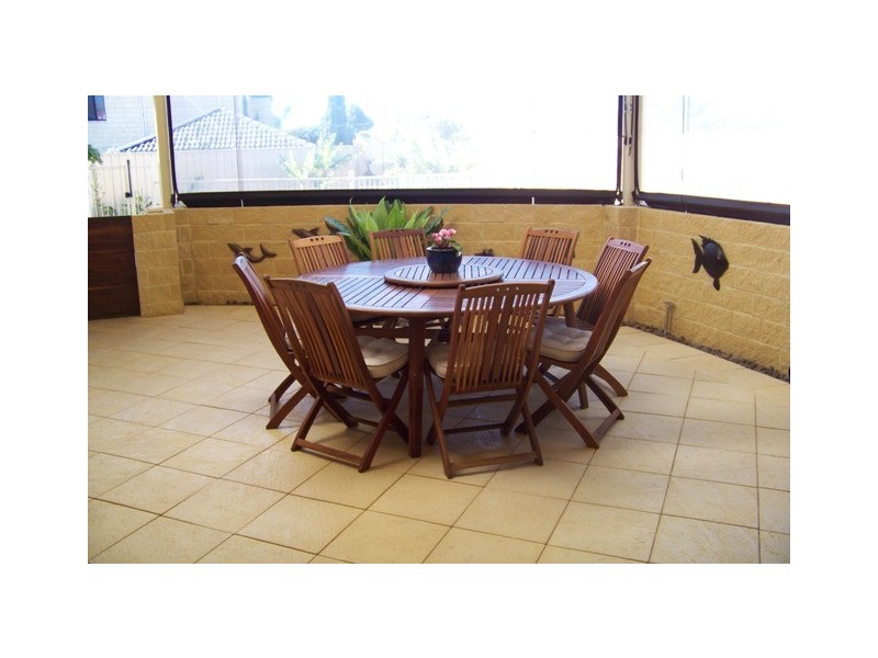5 St Helena Way, Iluka WA 6028