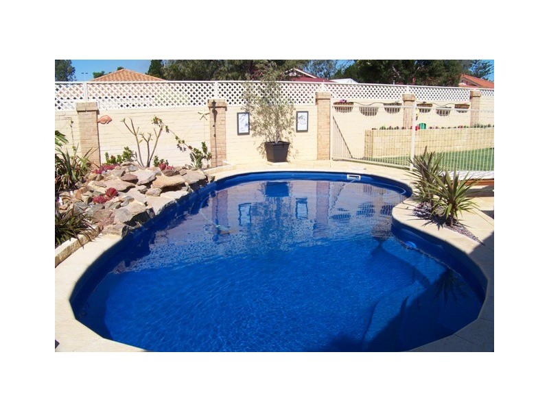 5 St Helena Way, Iluka WA 6028
