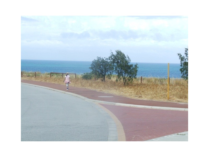 264 Ocean Drive, Quinns Rocks WA 6030