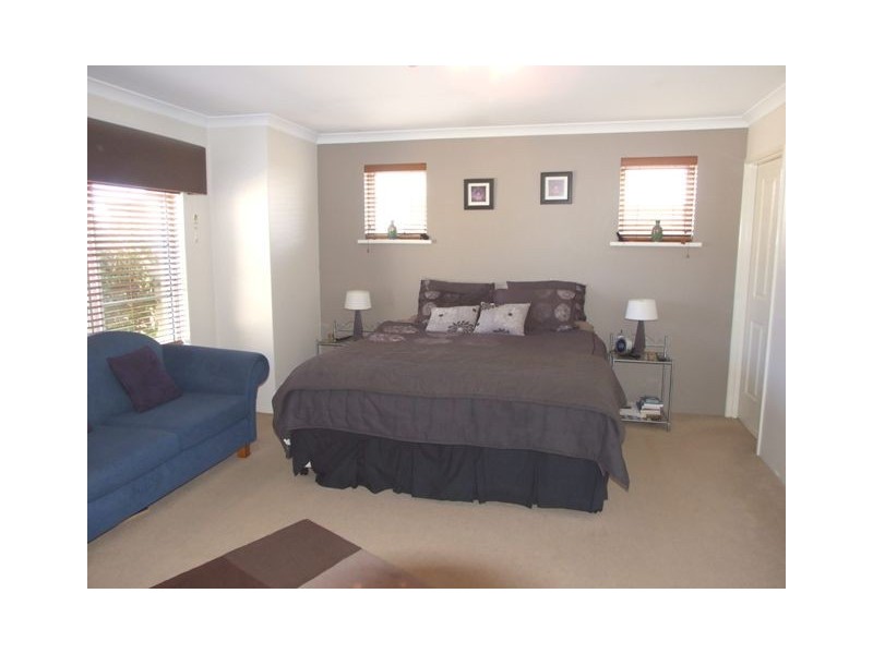 11  Bramshott Approach, Butler WA 6036