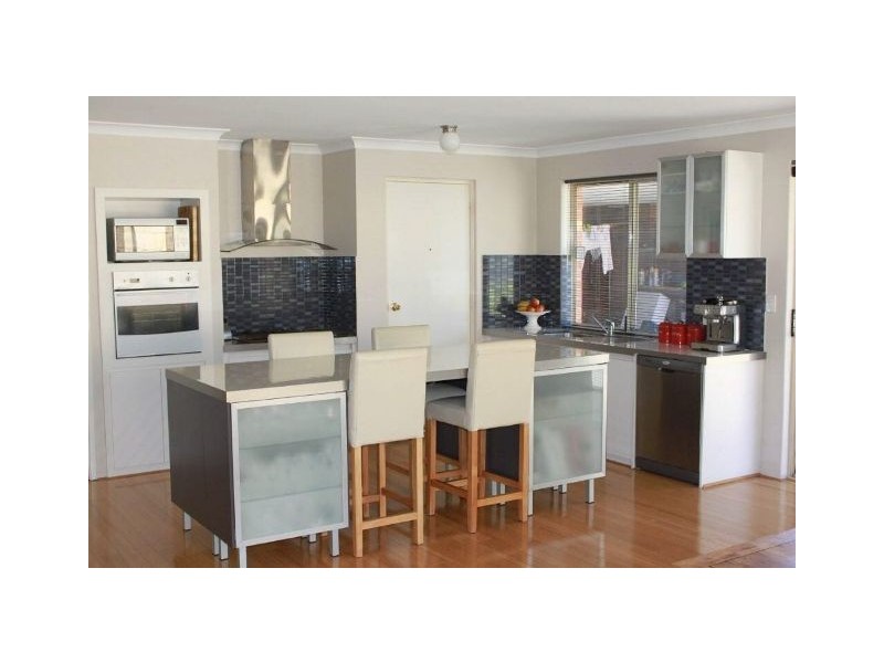 10 Sykes Cove, Clarkson WA 6030