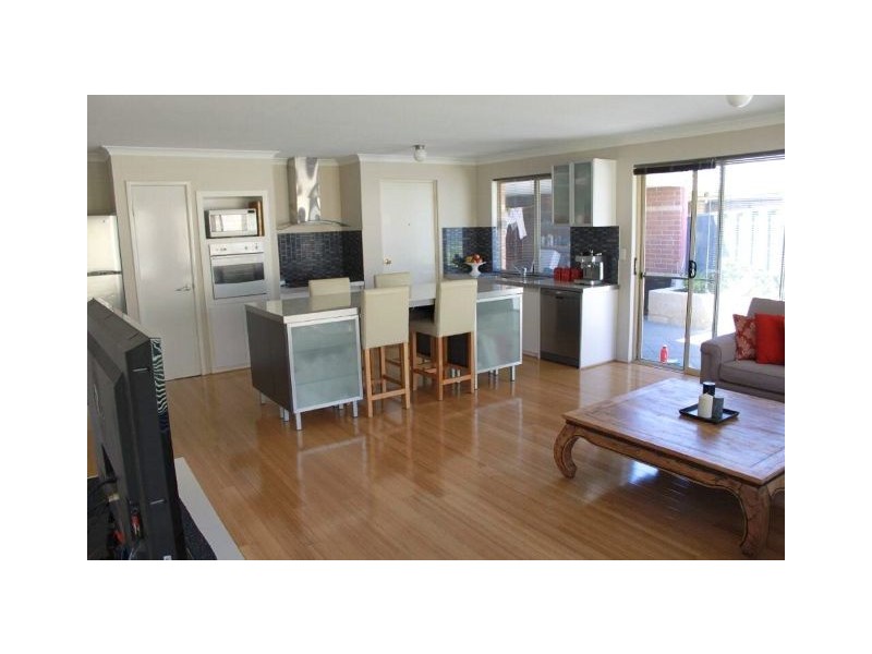 10 Sykes Cove, Clarkson WA 6030