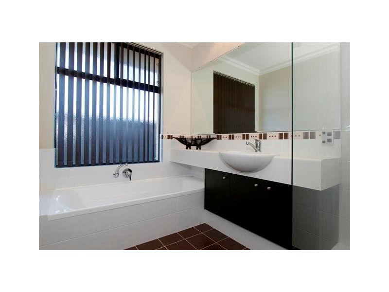 3 Ardglass Gardens, Ridgewood WA 6030