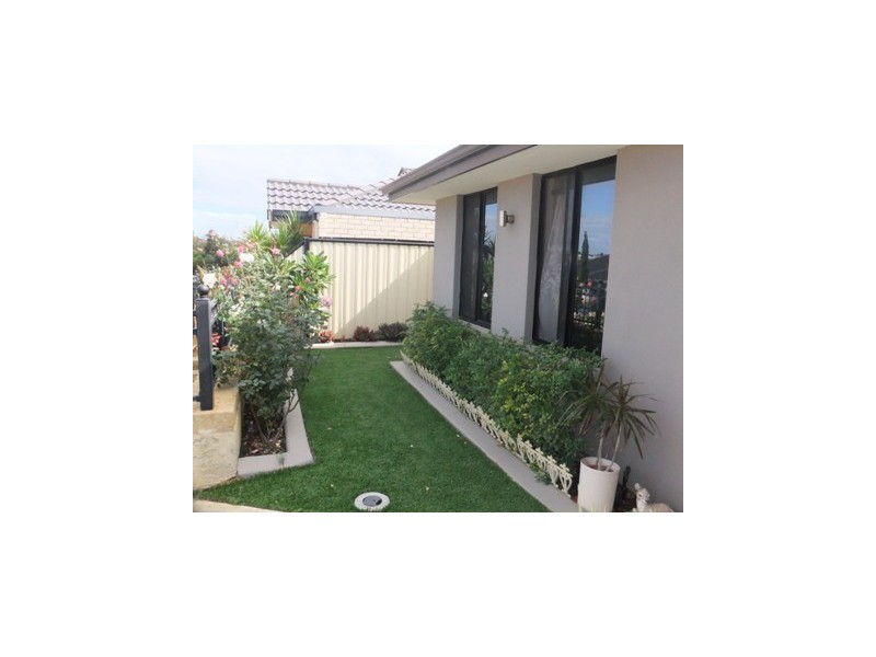 5 Salamanca Turn, Clarkson WA 6030