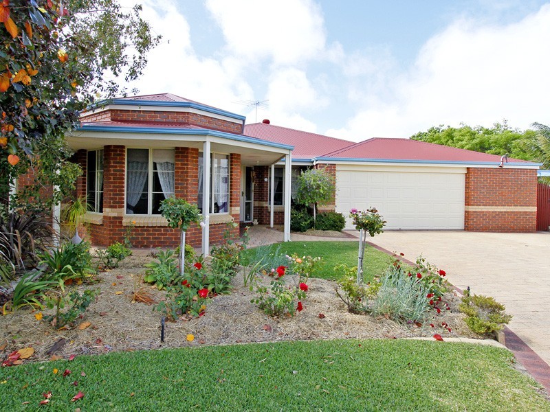 7 Birnam Court, Yanchep WA 6035
