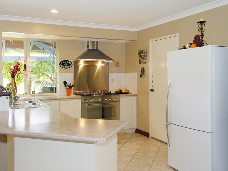 7 Birnam Court, Yanchep WA 6035