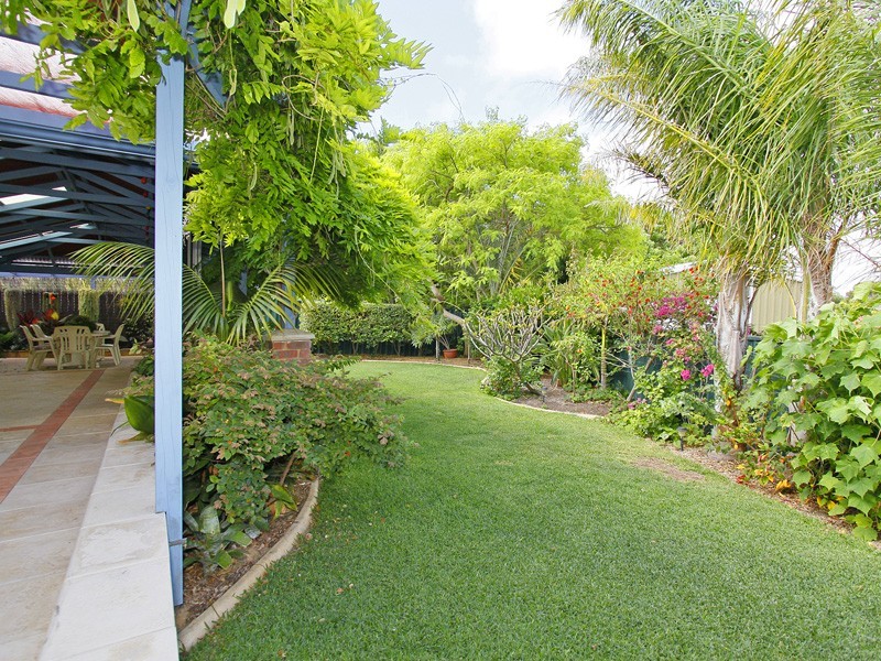 7 Birnam Court, Yanchep WA 6035