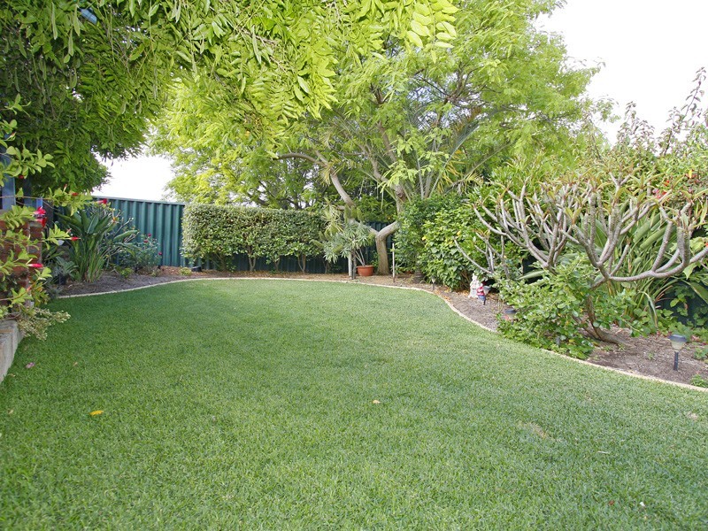 7 Birnam Court, Yanchep WA 6035