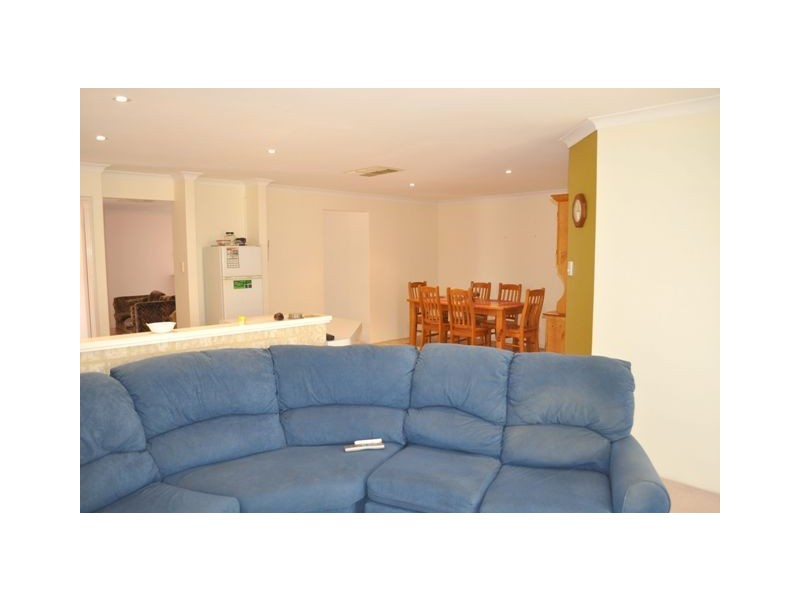 4 Foundation Loop, Quinns Rocks WA 6030