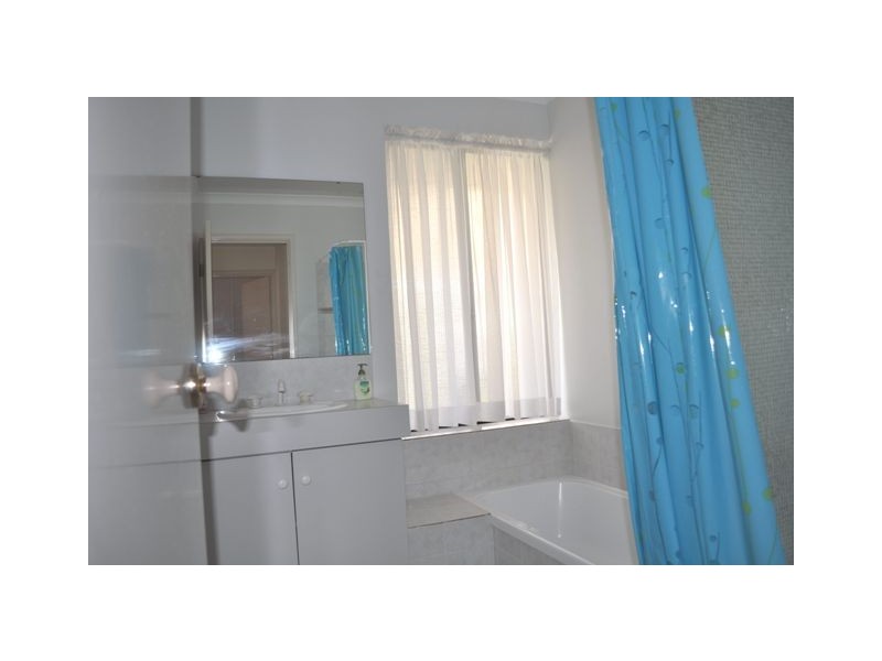 4 Foundation Loop, Quinns Rocks WA 6030