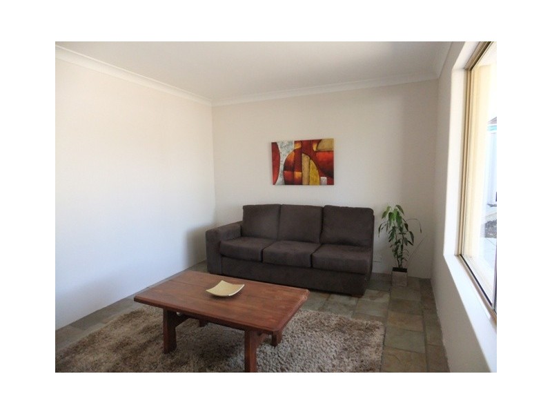 4 Pera Mews, Beldon WA 6027