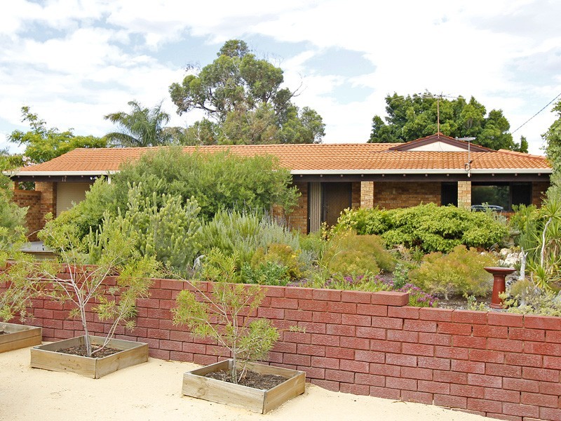 17 Driftwood Rise, Quinns Rocks WA 6030