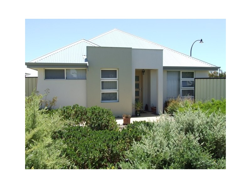 39 Emerson Turn, Clarkson WA 6030