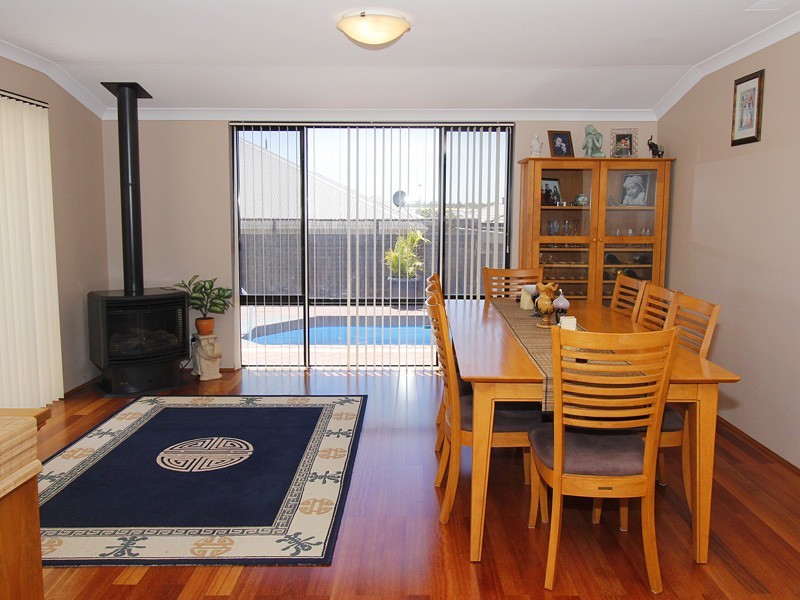 77 Mowbray Square, Clarkson WA 6030