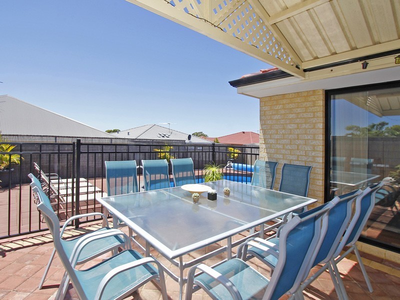 77 Mowbray Square, Clarkson WA 6030
