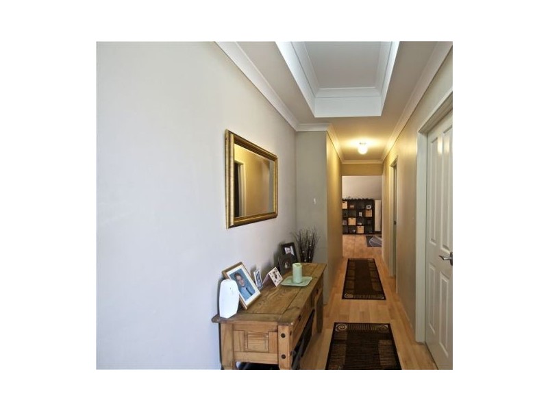 1 Keanefield Drive, Carramar WA 6031