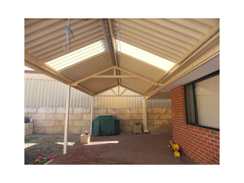 16 Upham Brace, Butler WA 6036