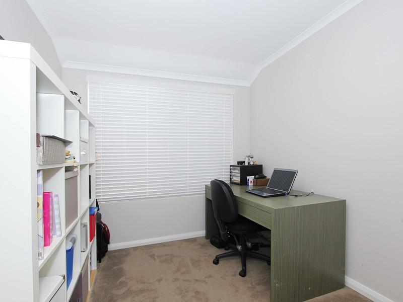 11 Elmhurst Drive, Clarkson WA 6030