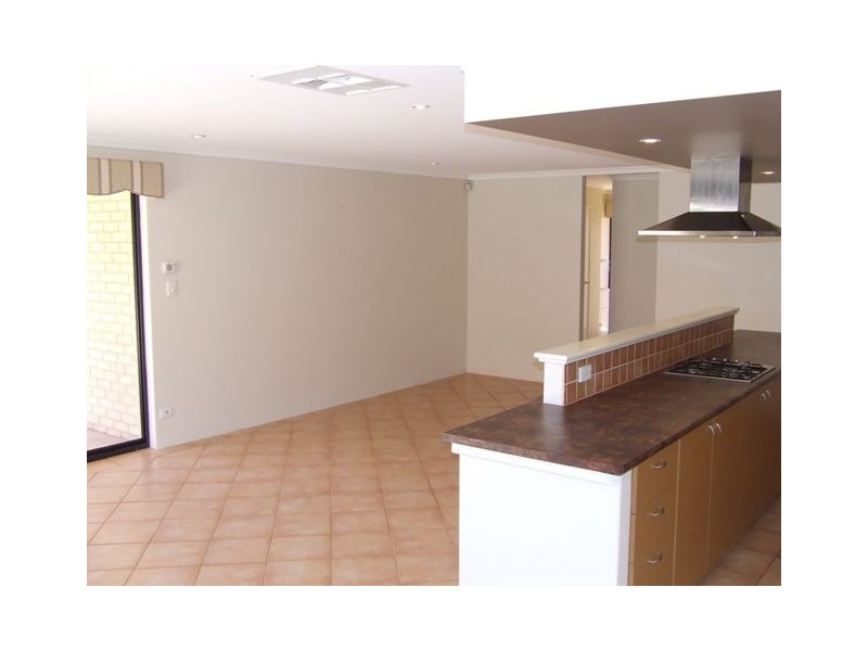 20 Wiltshire Entrance, Butler WA 6036
