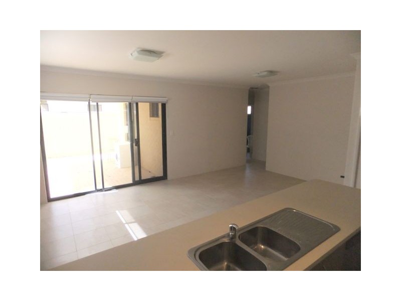 3 Ortley Way, Butler WA 6036