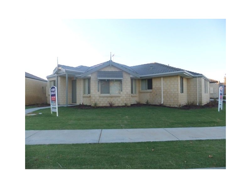 12 Garrett Way, Clarkson WA 6030