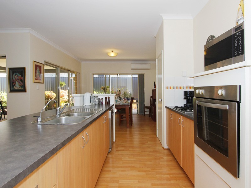 60  Beechwood Circle, Aveley WA 6069