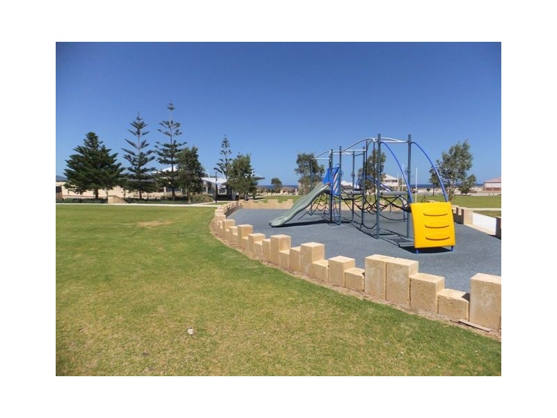 20 Halyard Road, Jindalee WA 6036