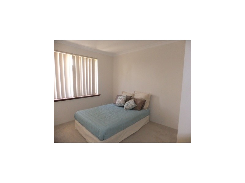 7 Lambasa Way, Mindarie WA 6030