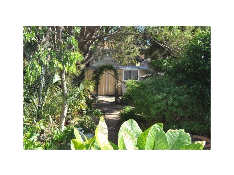 11  Gumblossom Way, Quinns Rocks WA 6030
