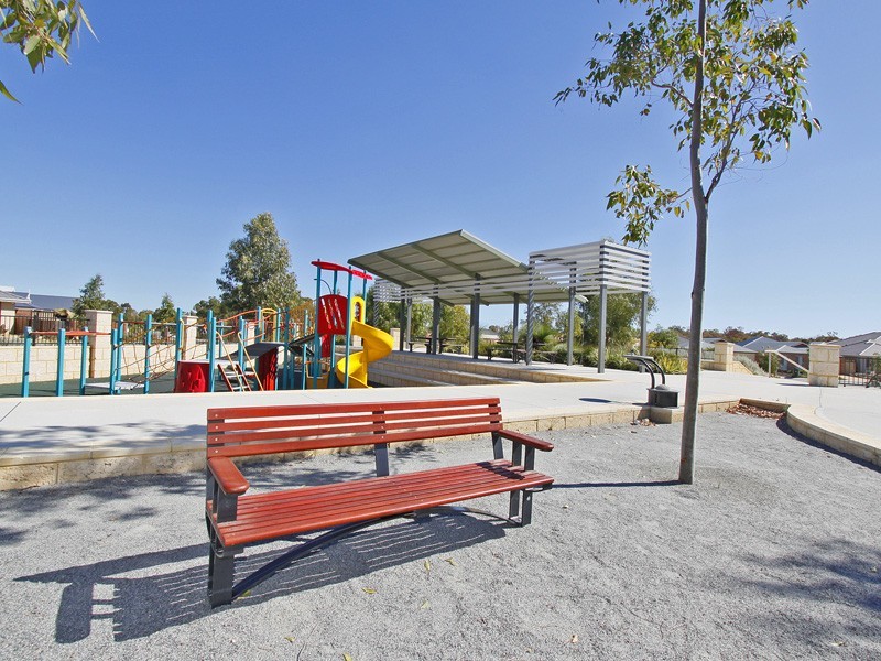 7  Moonera Way, Carramar WA 6031