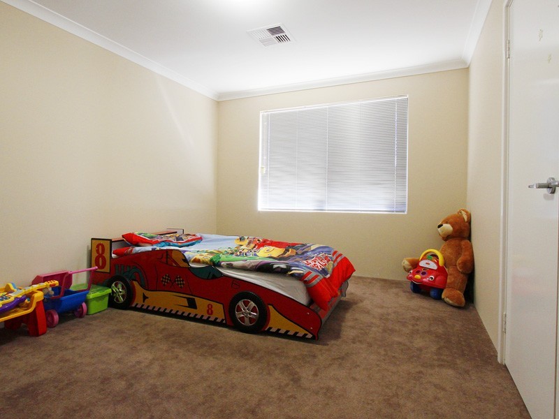7  Moonera Way, Carramar WA 6031