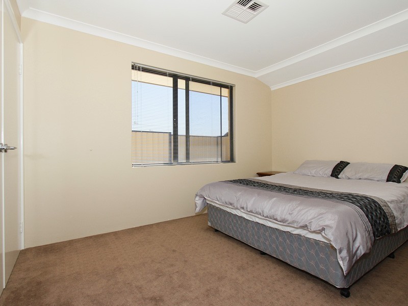 7  Moonera Way, Carramar WA 6031