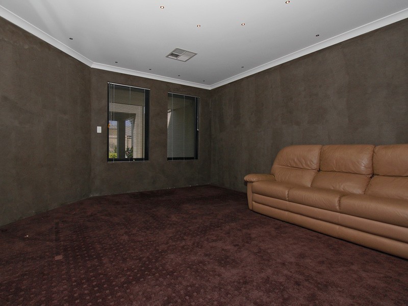 7  Moonera Way, Carramar WA 6031