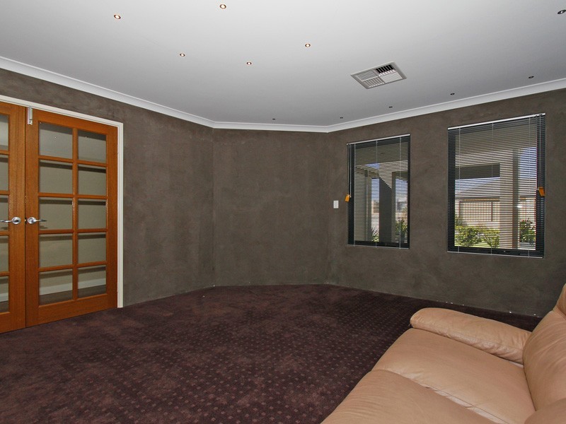 7  Moonera Way, Carramar WA 6031