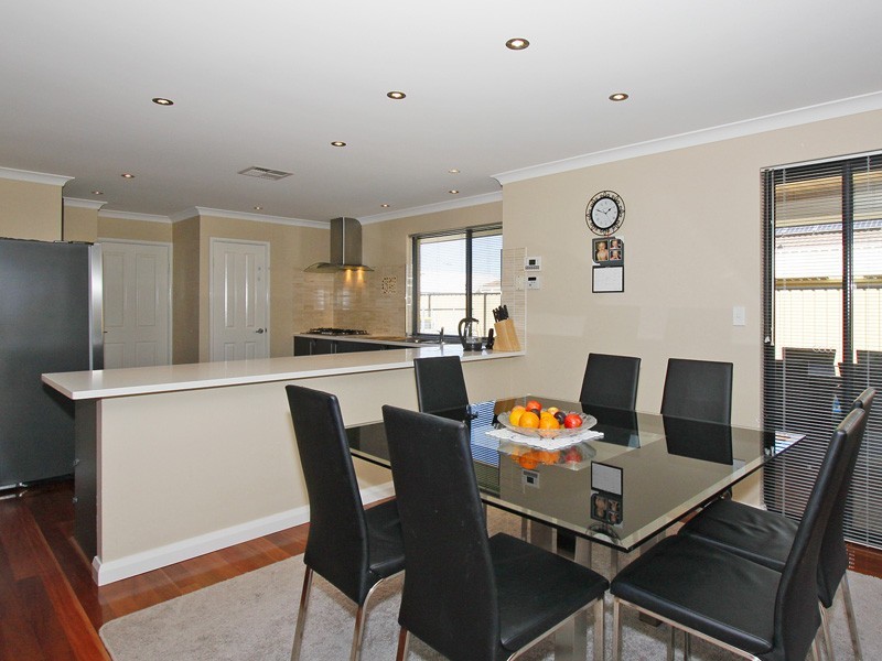 7  Moonera Way, Carramar WA 6031